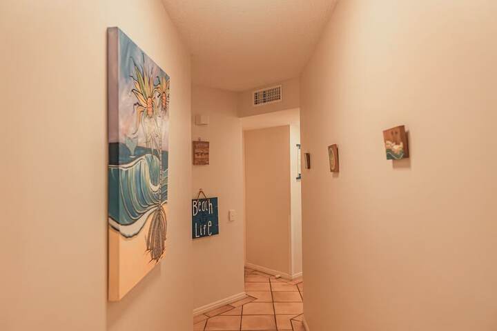 Room 14 of 90