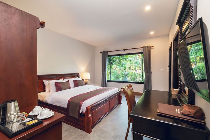 Room 31 of 105