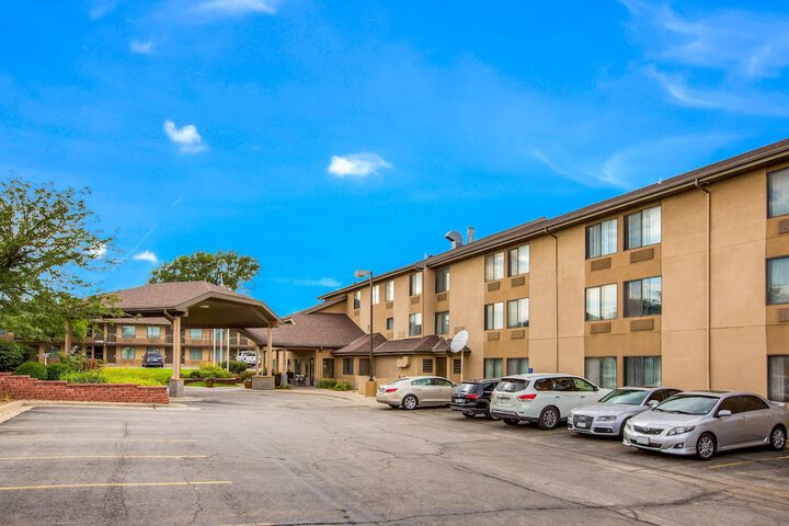 Hotel 53 of 54