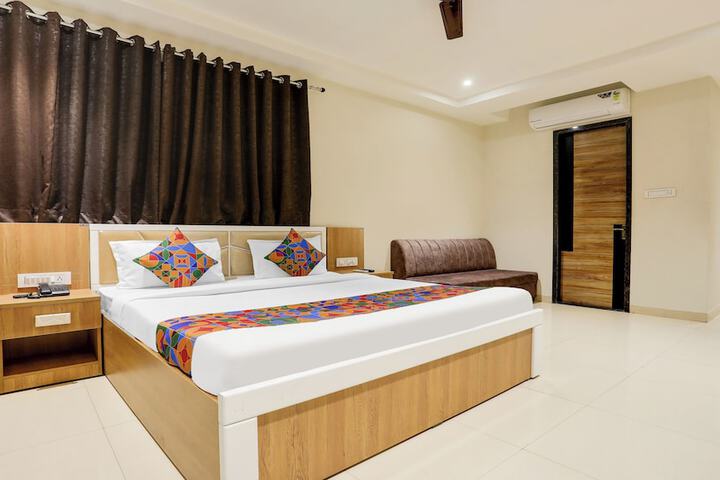 Room 18 of 35