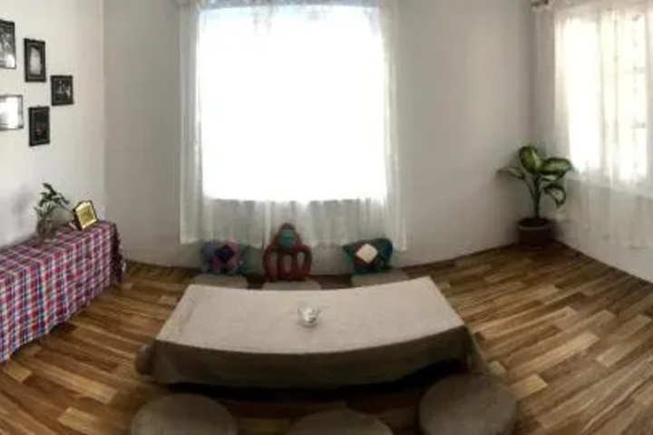 Room 7 of 13
