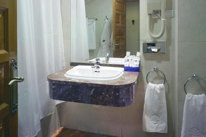 Photo 29