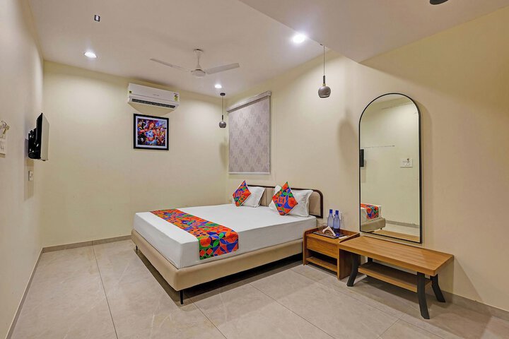 Room 21 of 31