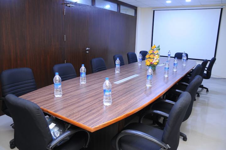 Business Center 54 of 67
