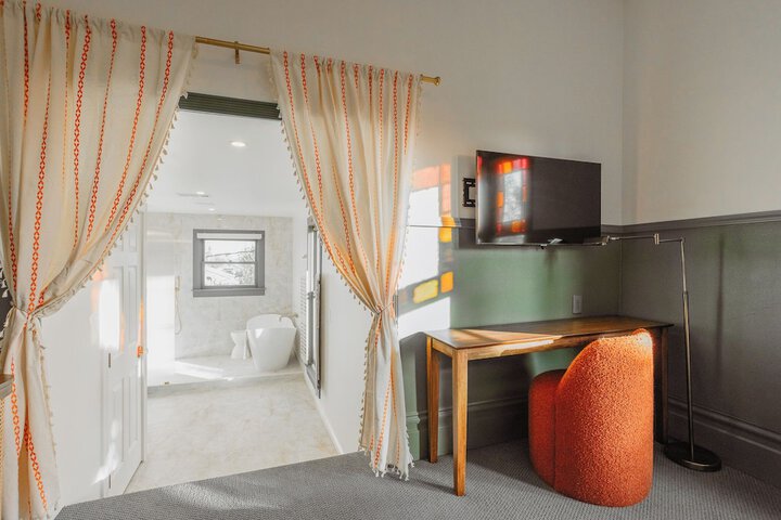 Room 15 of 101