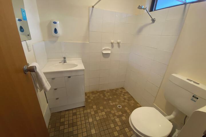 Room 14 of 21