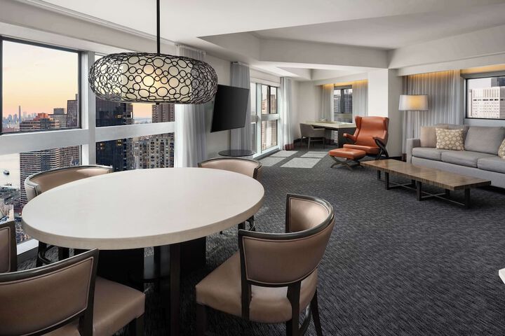 Room 46 of 108