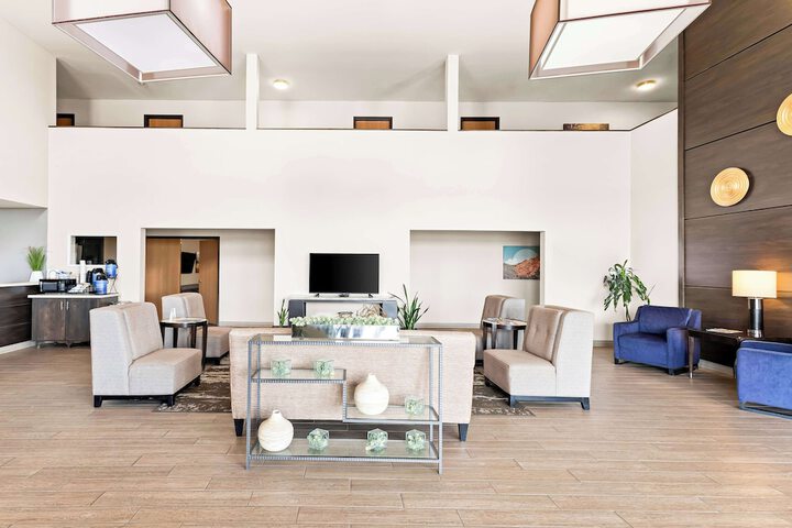 Lobby Entry