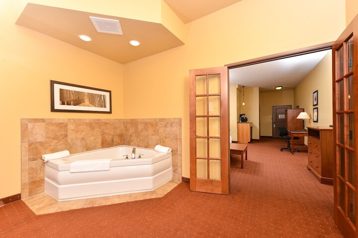 1 King Bed (58 of 62)