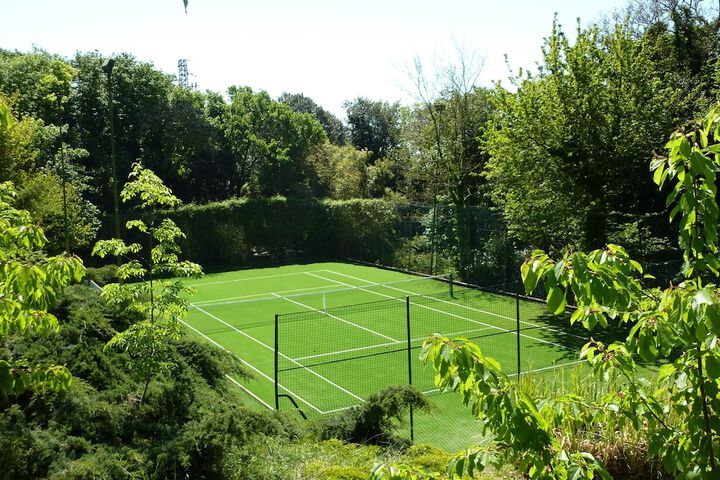 Tennis court
