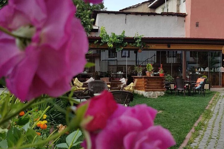 Hotel Entry