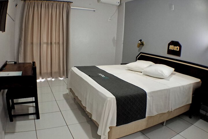 Room 9 of 35