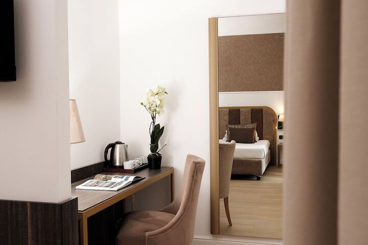 Room 46 of 115