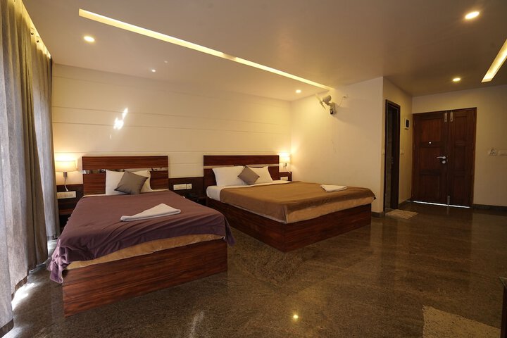 Room 5 of 48
