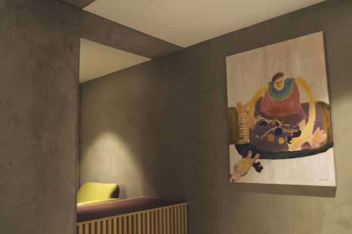 Room 8 of 138