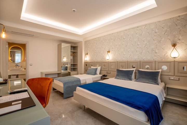 Room 9 of 85