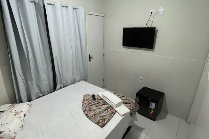 Room 2 of 19