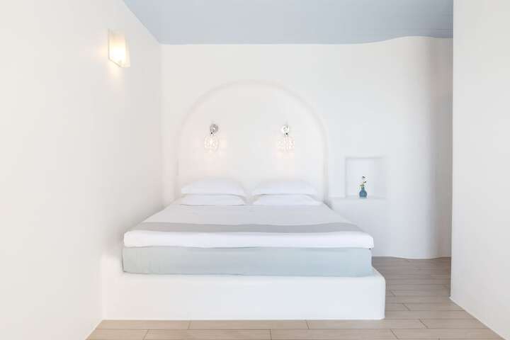 Room 11 of 120