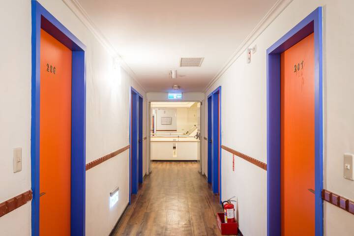 Ballroom/Hall 36 of 48