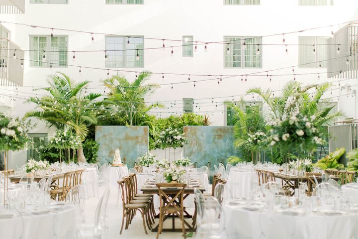 Banquet hall