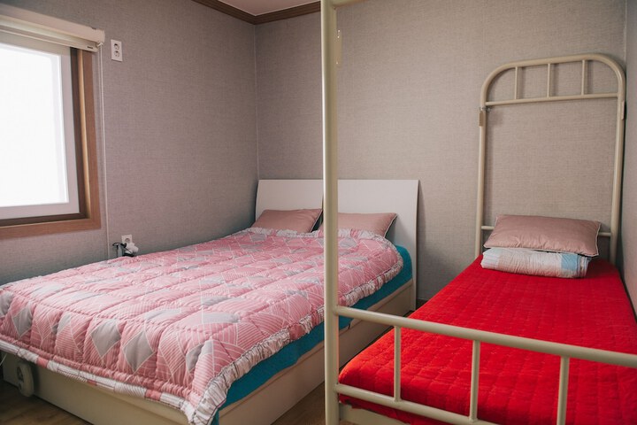 Room 13 of 95