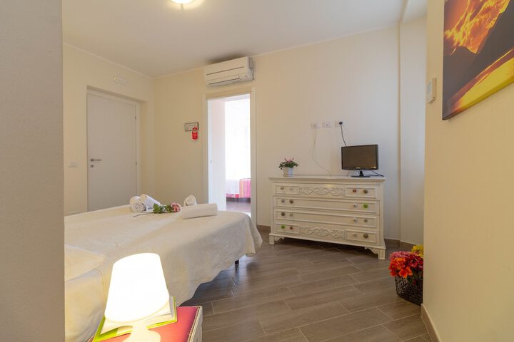 Room 16 of 59