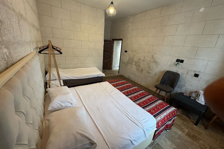 Room 11 of 29