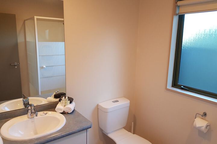 Room 28 of 42
