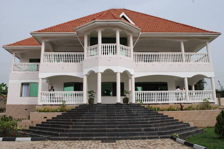 Victoria Royal Beach Hotel