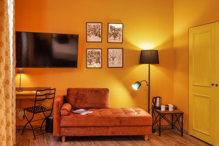 Room 72 of 209