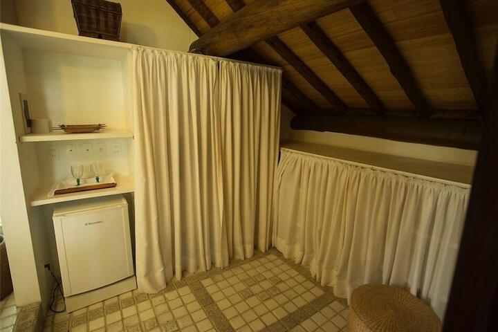Room 163 of 163
