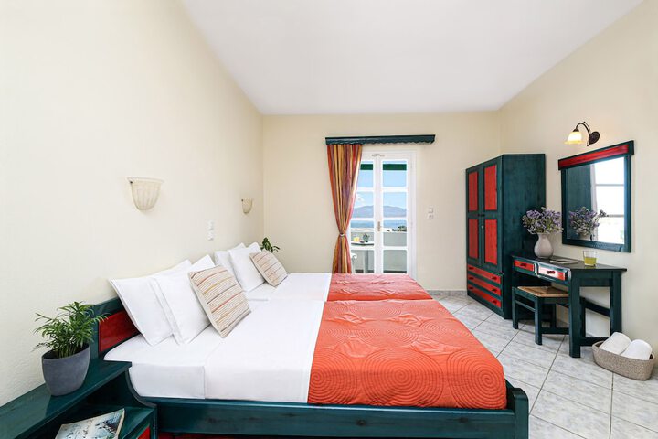 Room 8 of 42
