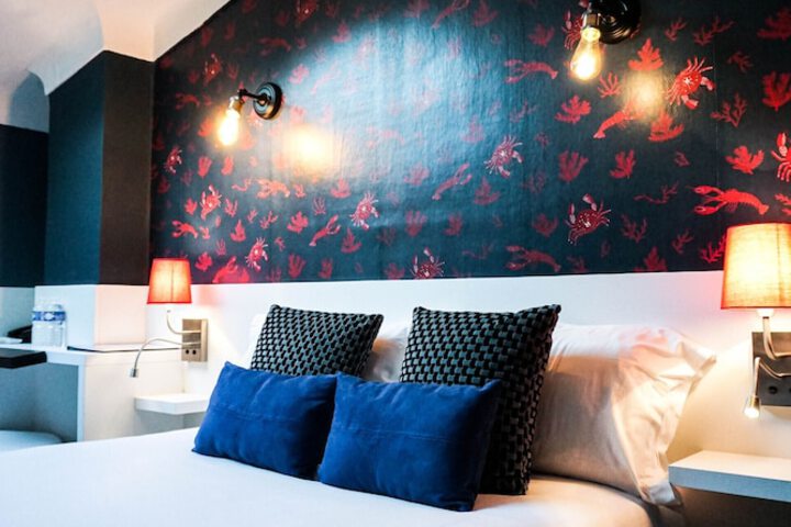 Room 55 of 109