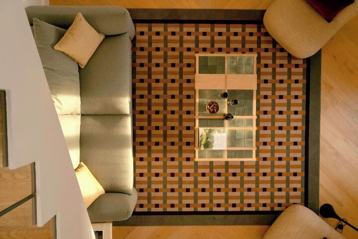 Room 54 of 193