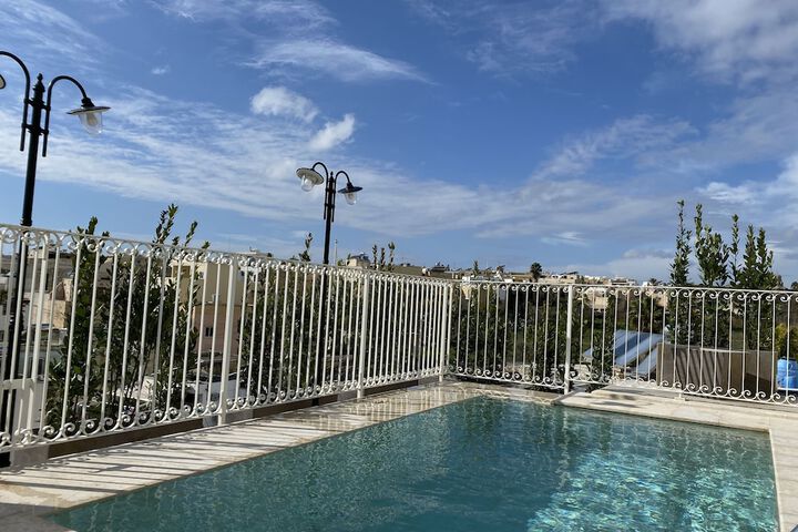 Pool 57 of 70