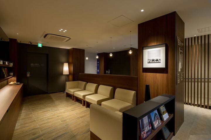 Hotel Interior 4 of 36