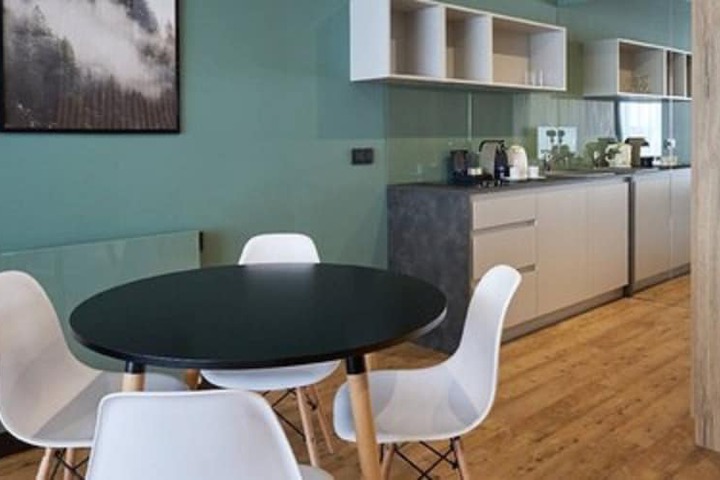 Private kitchenette