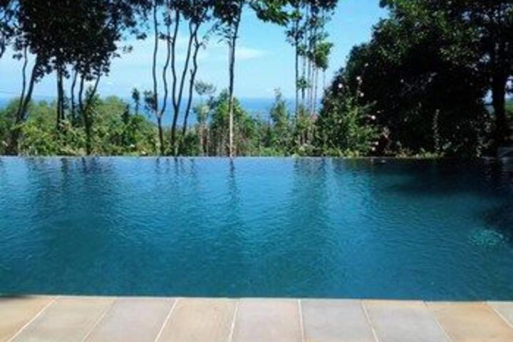 Pool 25 of 30