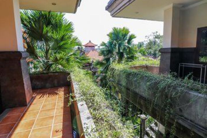 Terrace/Patio 2 of 72