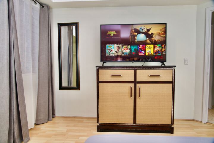 Room 53 of 159