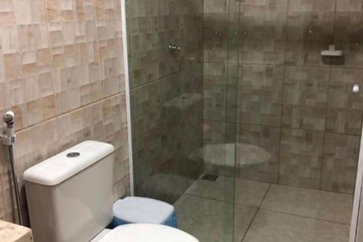 Room 2 of 10