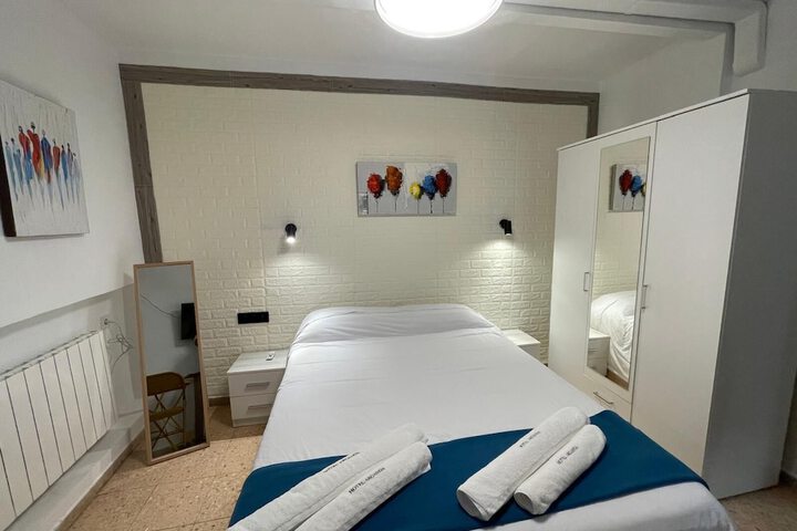Room 27 of 121