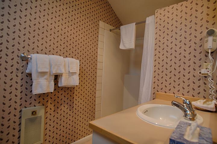 Room 184 of 231