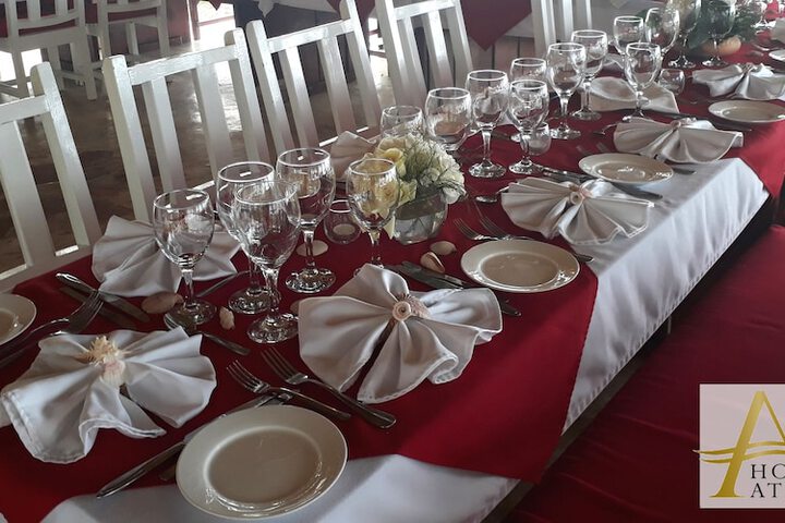 Dining 46 of 79