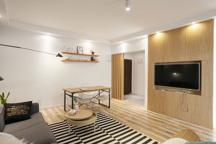 Room 9 of 31
