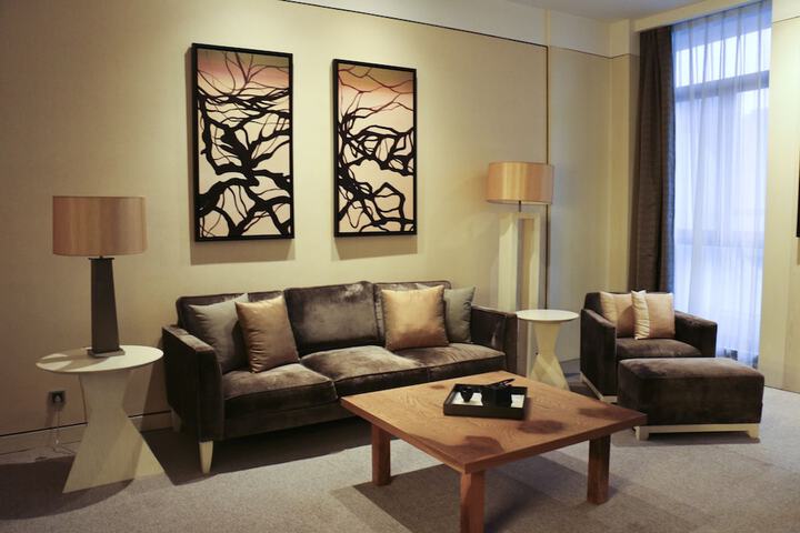 Room 6 of 65