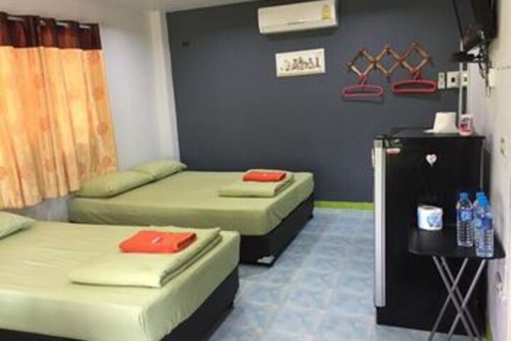 Room 5 of 27