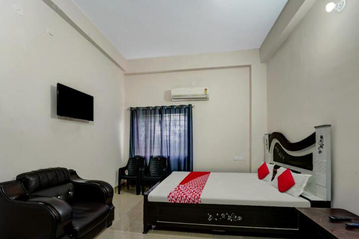Hotel O Gangotri Inn