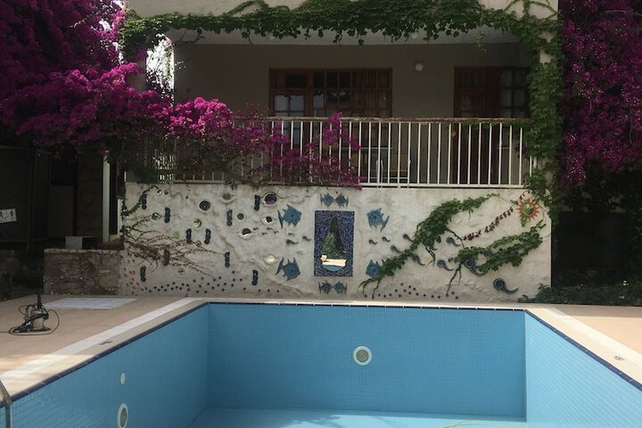 Hotel with Pool