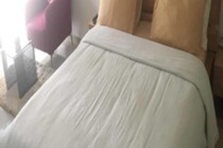 Room 4 of 6